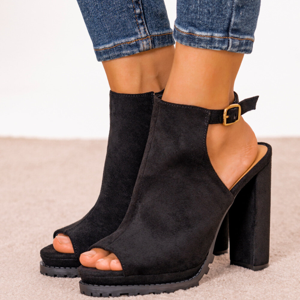 Plus Size Women Fashion Buckle Black Heeled Sandals Plus Size Women Fashion Buckle Black Heeled Sandals